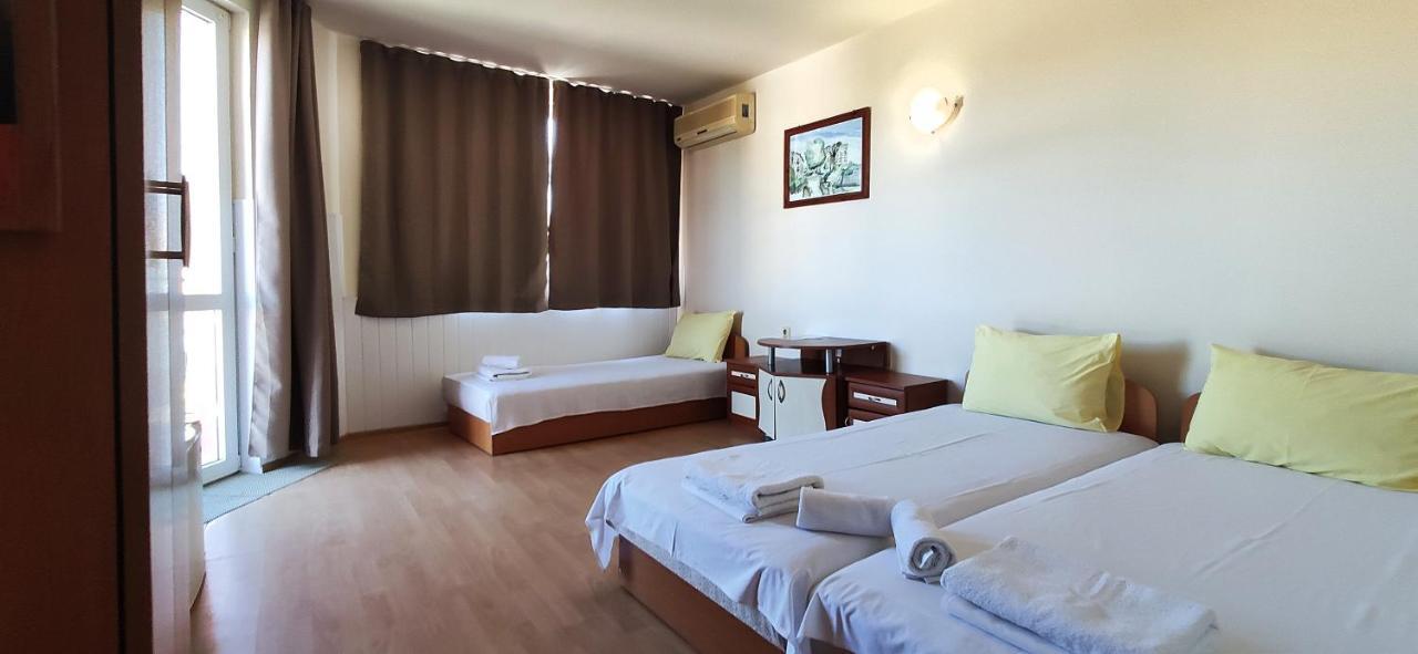Sineva Guest House Равда Экстерьер фото