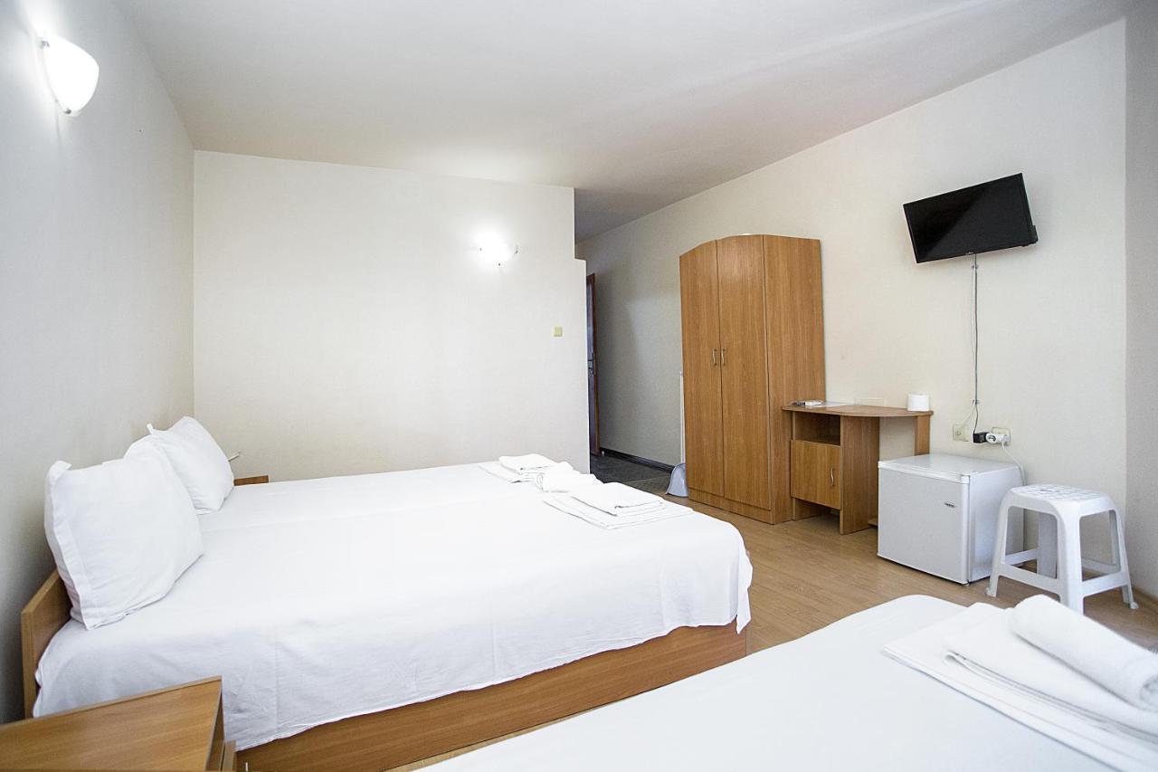 Sineva Guest House Равда Экстерьер фото