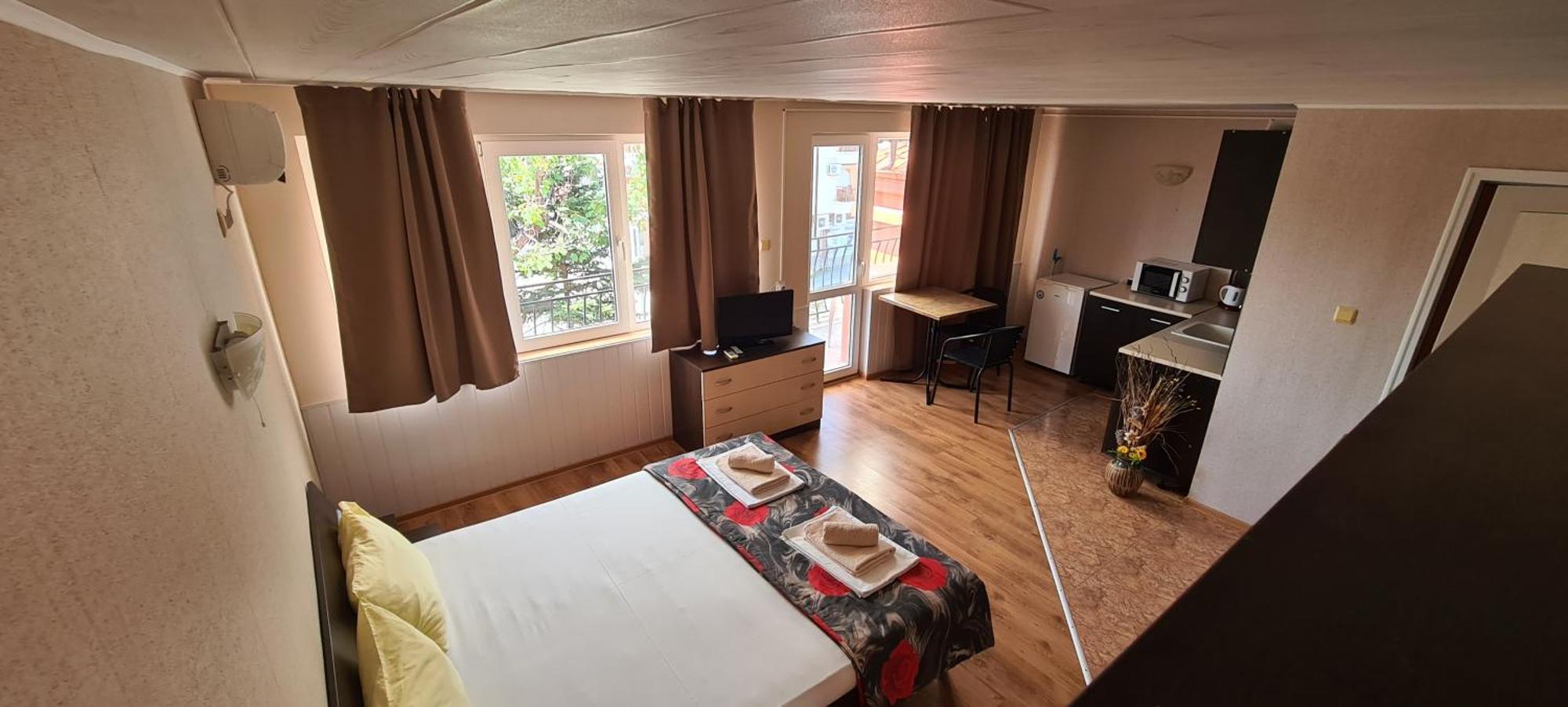 Sineva Guest House Равда Экстерьер фото