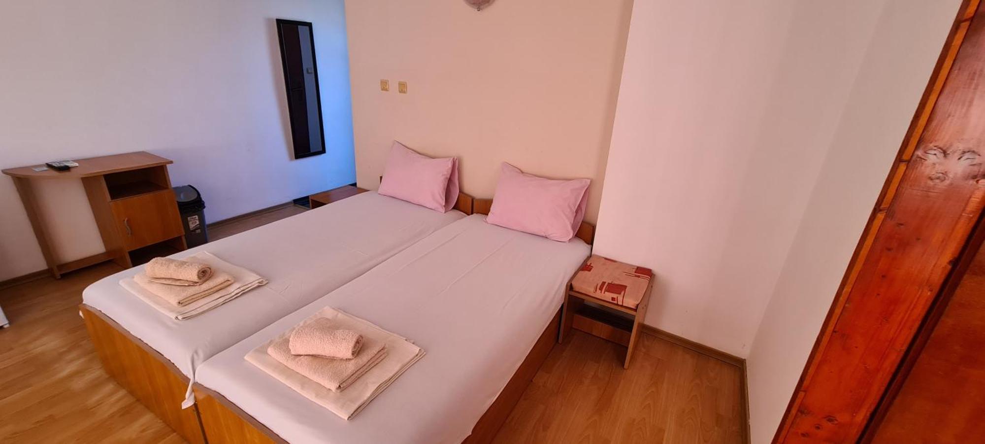 Sineva Guest House Равда Экстерьер фото